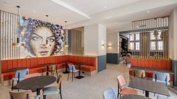 Daily buffet breakfast (EUR 17 per person)