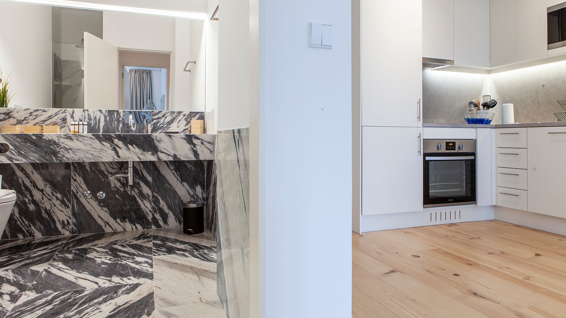 Geladeira, micro-ondas, fogão, cooktop