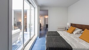 3 bedrooms, iron/ironing board, travel crib, free WiFi