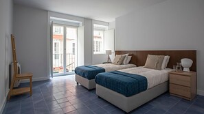 3 chambres, fer et planche à repasser, lit parapluie, Wi-Fi gratuit