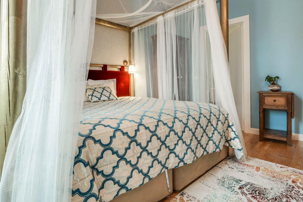 LUXa Charm House | Quarto 2 | Self Check-in Online