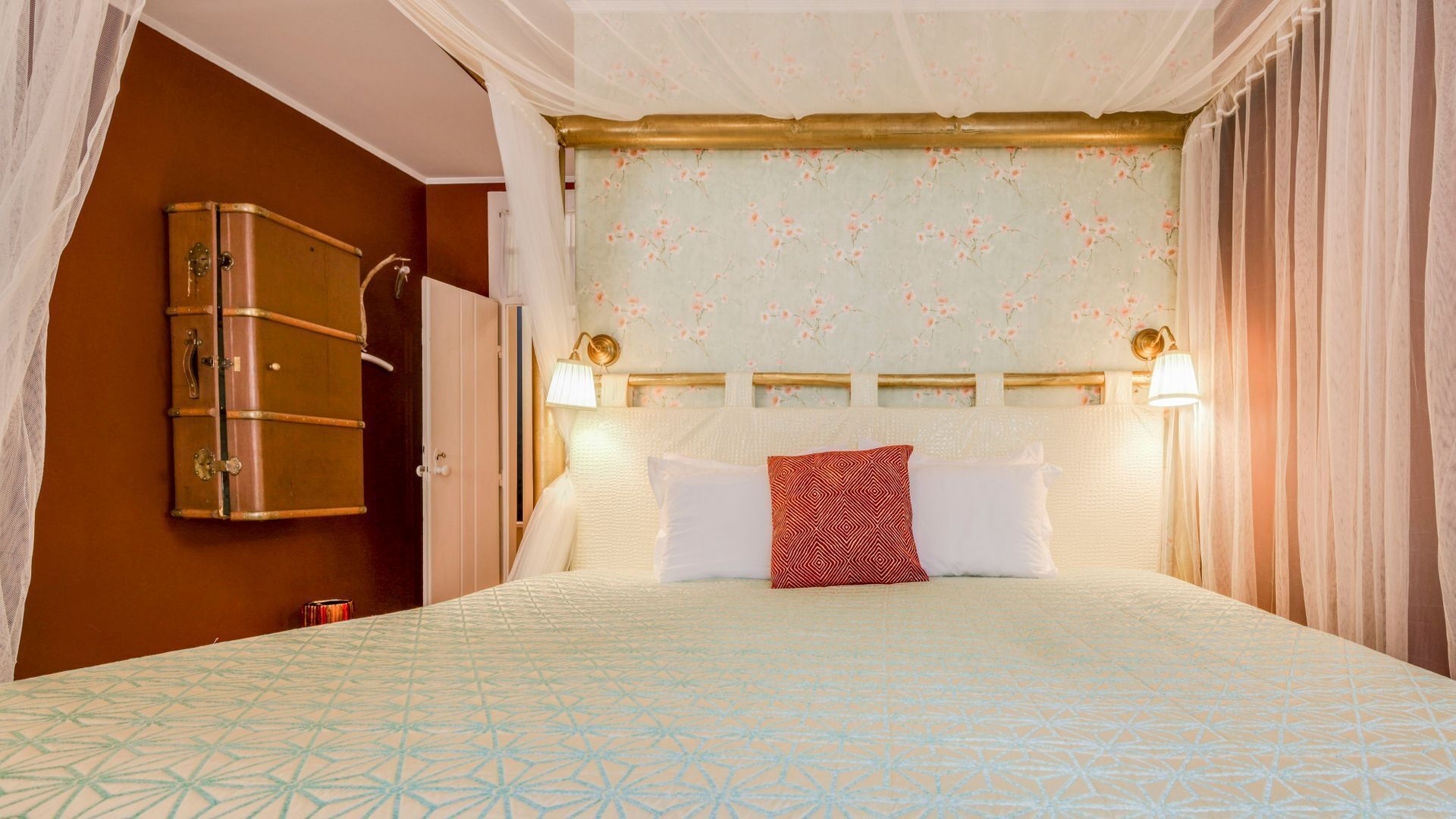 LUXa Charm House | Quarto 6 | Self Check-in Online