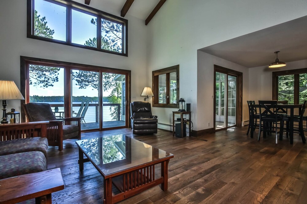 The Crescent Lake House