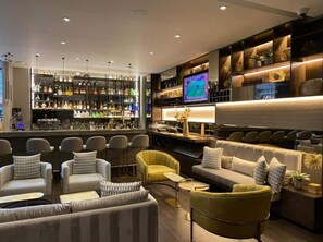 Bar (in der Unterkunft)