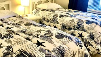 2 bedrooms, iron/ironing board, free WiFi, bed sheets