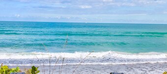 Melbourne beach DIRECT OCEANFRONT u-c private beach access last min deals