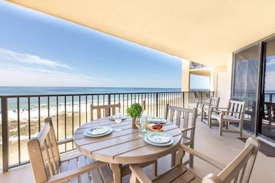 Beachfront 3Br 2 Bath, Sleeps 8 Comfortably - Spectacular View