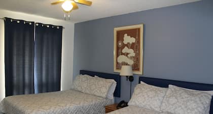 Two Rivers Motel