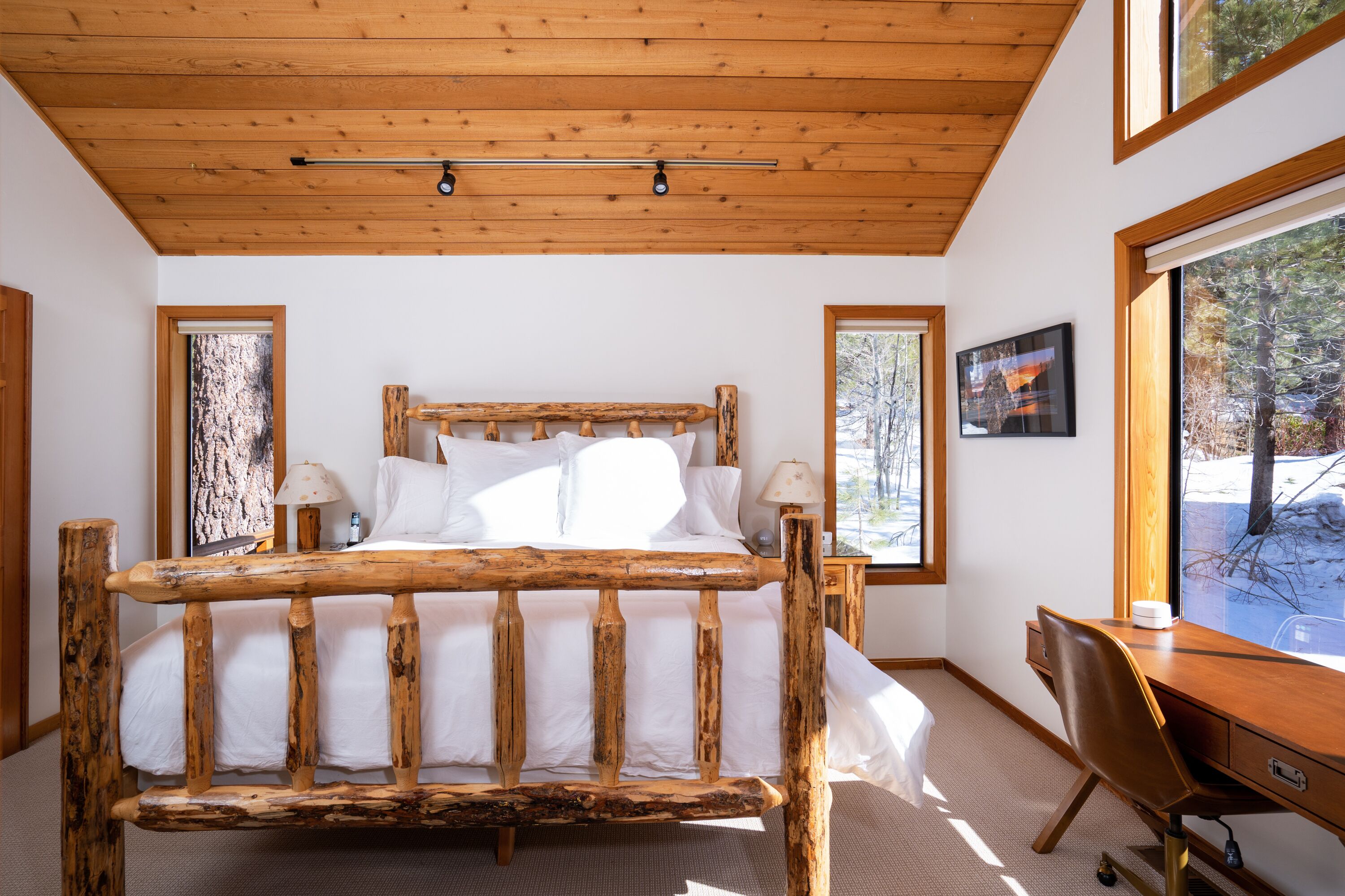 Newly Remodled! Private Luxury Home in Exclusive Resort Neighbor w/5-Star Amentites | Shuttle