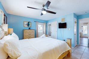 1 bedroom, iron/ironing board, Internet, bed sheets