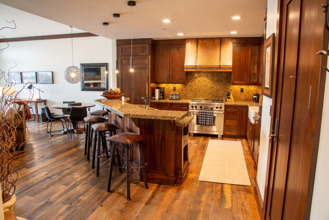 Luxury Ski-In Ski-Out Arrowleaf at Empire Pass in Deer Valley