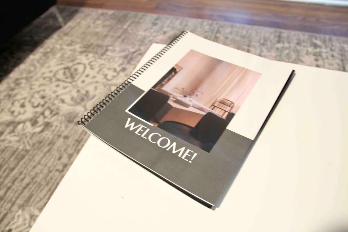 Bicycle Lane Bugalow- nestled between golfing and equestrian communities