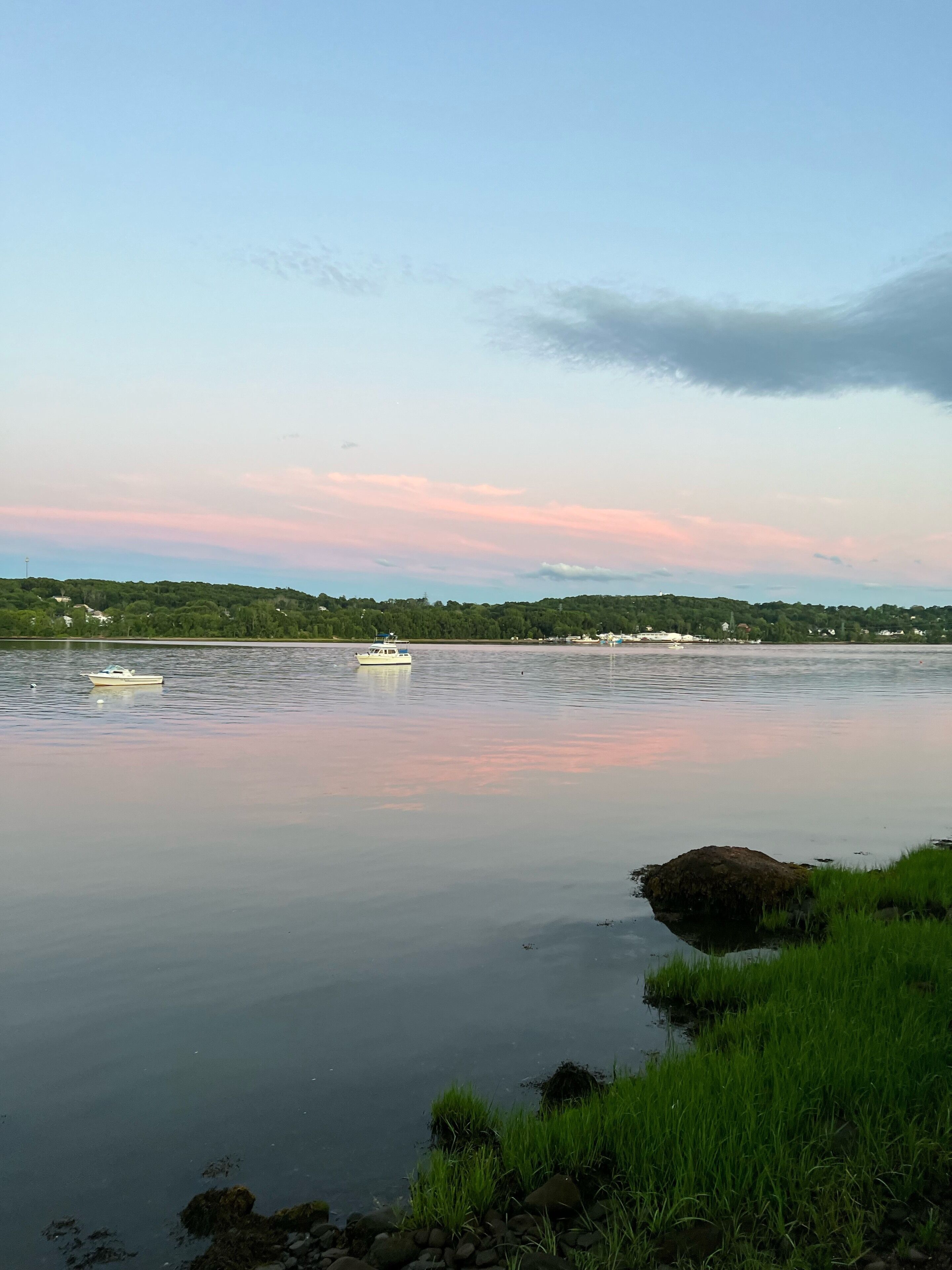 RiverView Retreat let’s you  escape with Breathtaking Views
