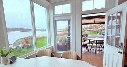 RiverView Retreat – Where Classic Charm Meets Coastal Comfort
