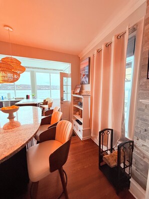 Dining - RiverView Retreat – Where Classic Charm Meets Coastal Comfort (Somerset)