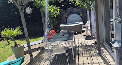 Gite LE TIC TAC tout confort jusqu'à 6 personnes. Idéal pour visiter Auvergne