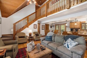 Televisie en een open haard