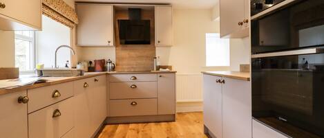 Cottage | Interior