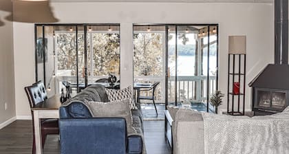 Waterview Margaritaville Resort area home. Practice golf! Outdoor TV/grill