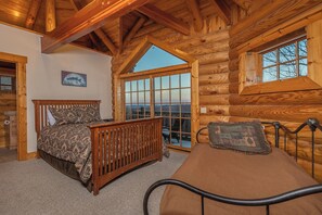 House (Multiple Bedrooms) | Property amenity