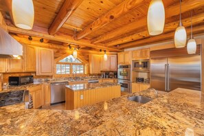 Casa (Multiple Bedrooms) | Servicio de la propiedad