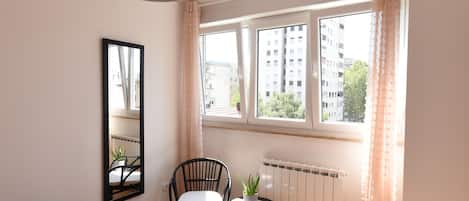 1 bedroom, WiFi, bed sheets