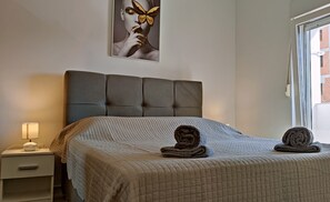 1 bedroom, iron/ironing board, WiFi, bed sheets - Apartment Neon - One Bedroom Apartment with Balcony (Zadar)