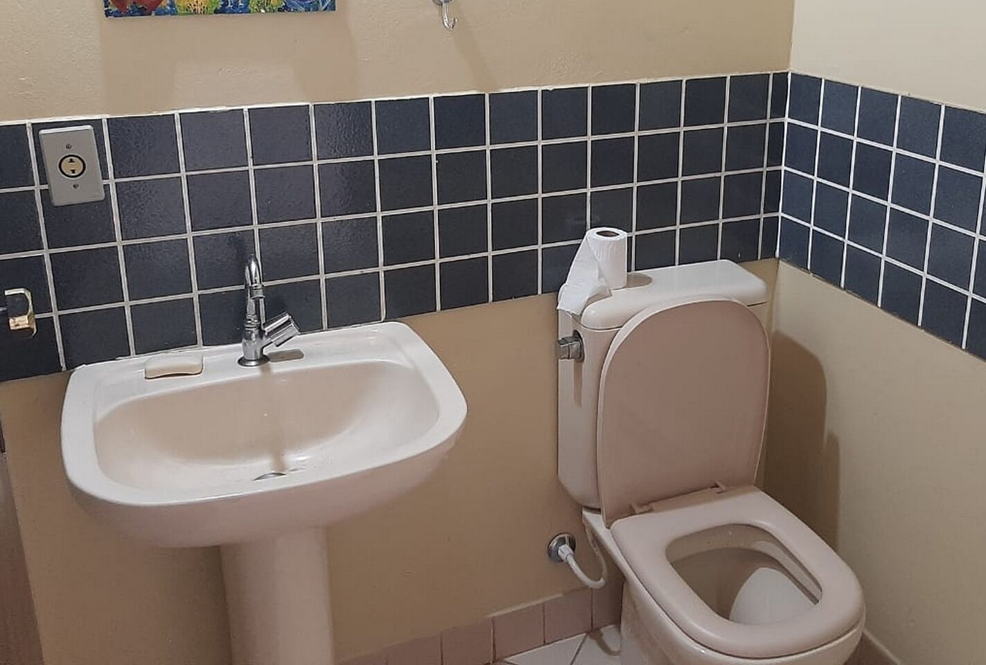 House on the beach with views of the sea and mountains for 8 people North Coast