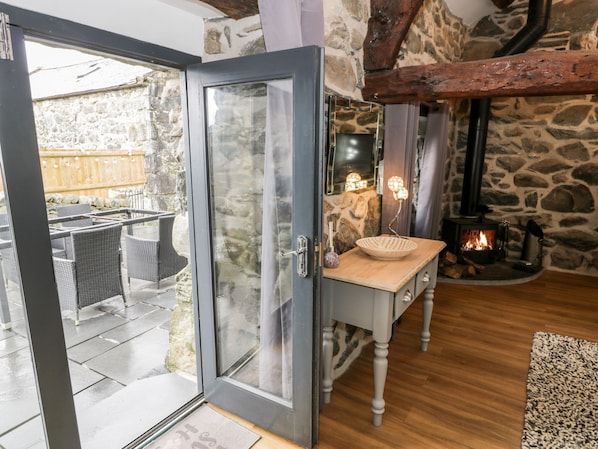 Cottage | Interior
