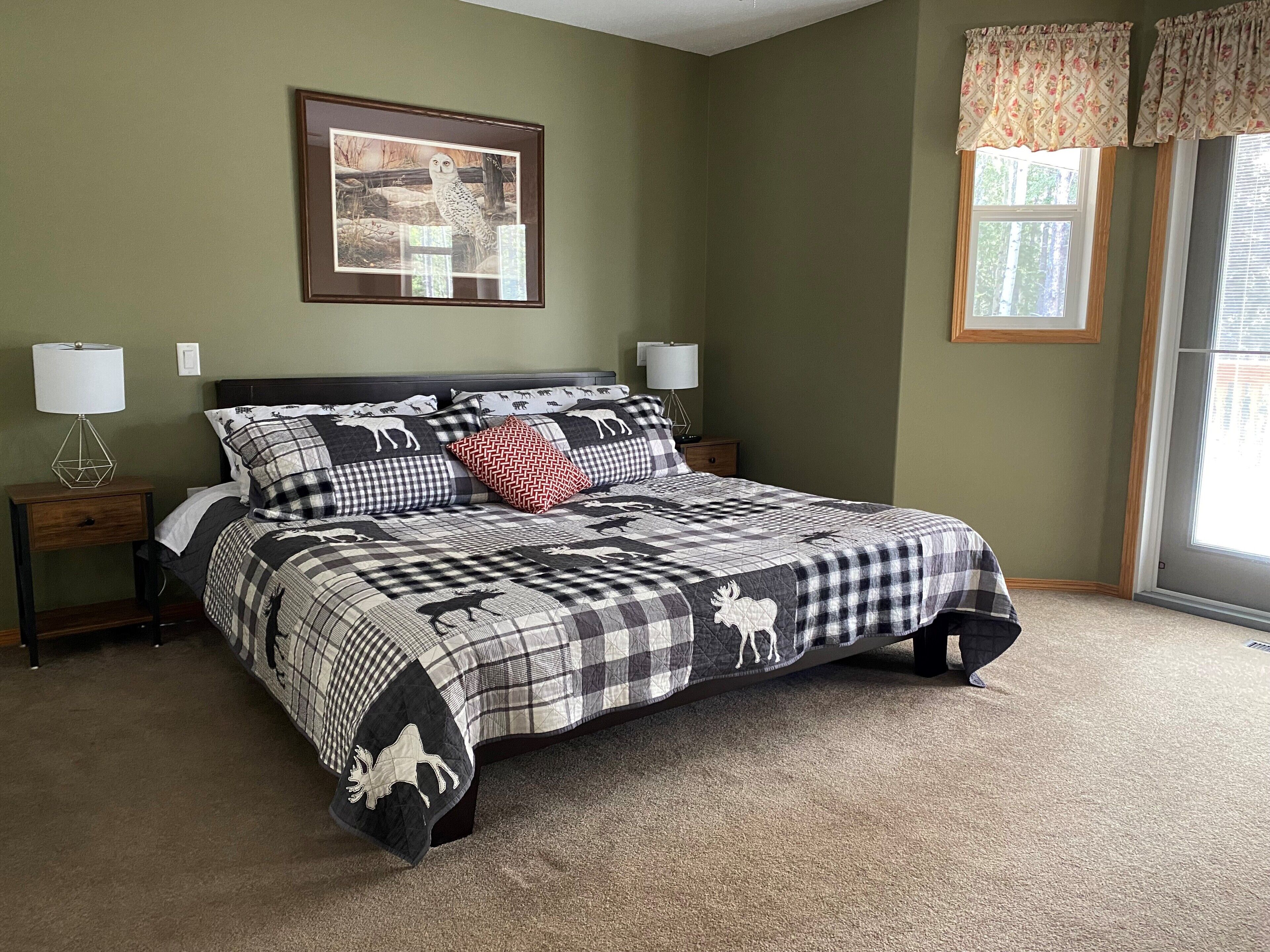 Shunda Creek Place is 5 star VBRO mountain retreat.