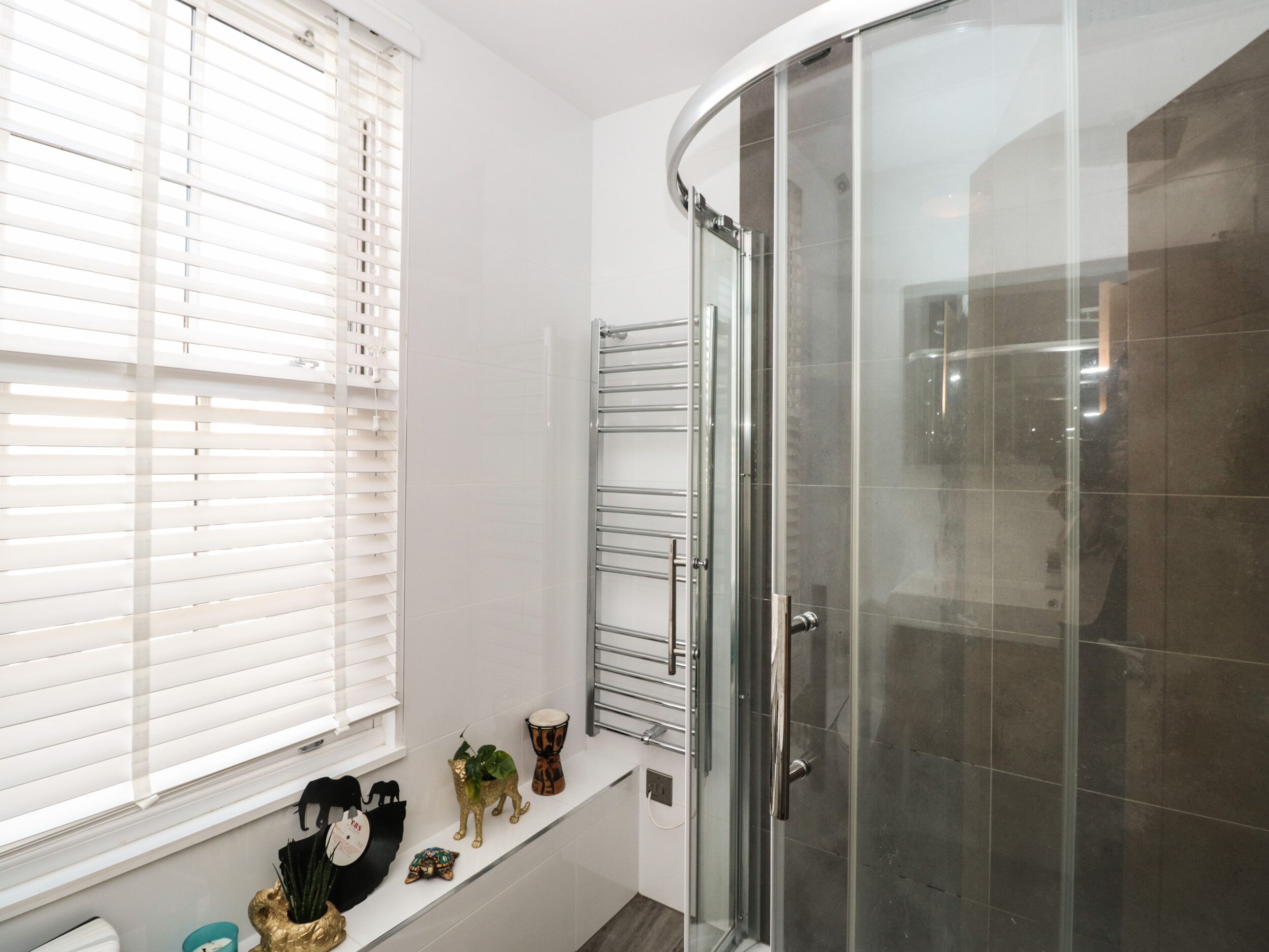 Cottage | Bathroom | Shower