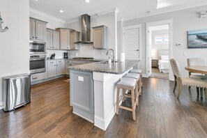 Fridge, microwave, oven, stovetop - Hub House-Sleep 6, 2BR 2BA, Golf Cart, Heated Pool (Inlet Beach)