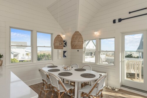 Ocean Front Cottage 2023 Total Renovation Pet Friendly 5 Star Home BHI Club