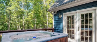 Black Bear Retreat by Taylor Made Deep Creek