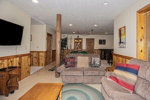House (5 Bedrooms) | Property amenity - Big Bear by Taylor Made Deep Creek (McHenry)