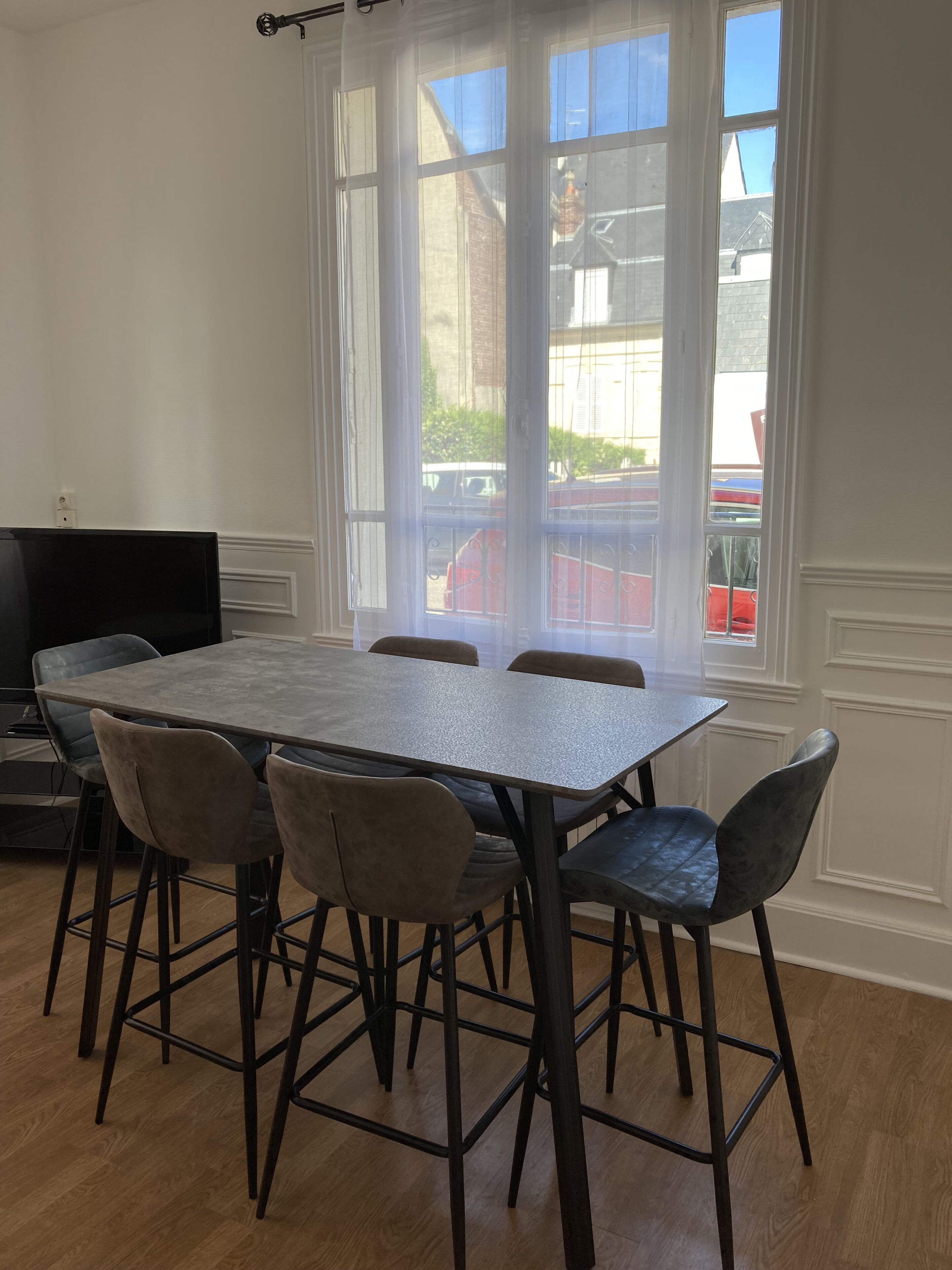 Pleasant house 50 meters from Place Morny