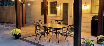 Fresh updated detached guest cottage 7 min to ntl. forest & downtown Brevard