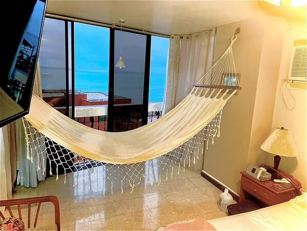 3 bedrooms, WiFi