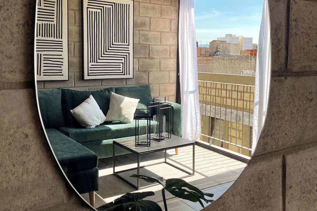 Comfort Studio, 2 Bedrooms, 2 Bathrooms | 1 bedroom, premium bedding, down duvets, individually decorated