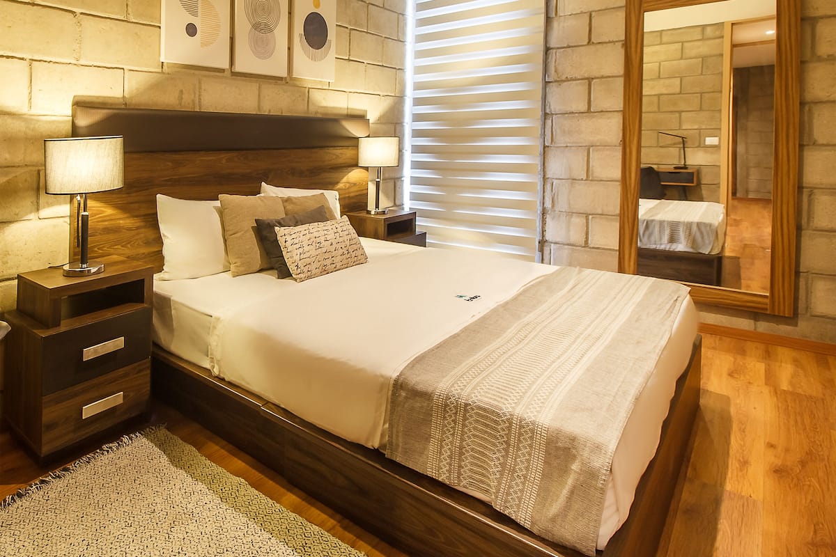 Design Loft, 2 Bedrooms, Kitchen | 1 bedroom, premium bedding, down duvets, individually decorated
