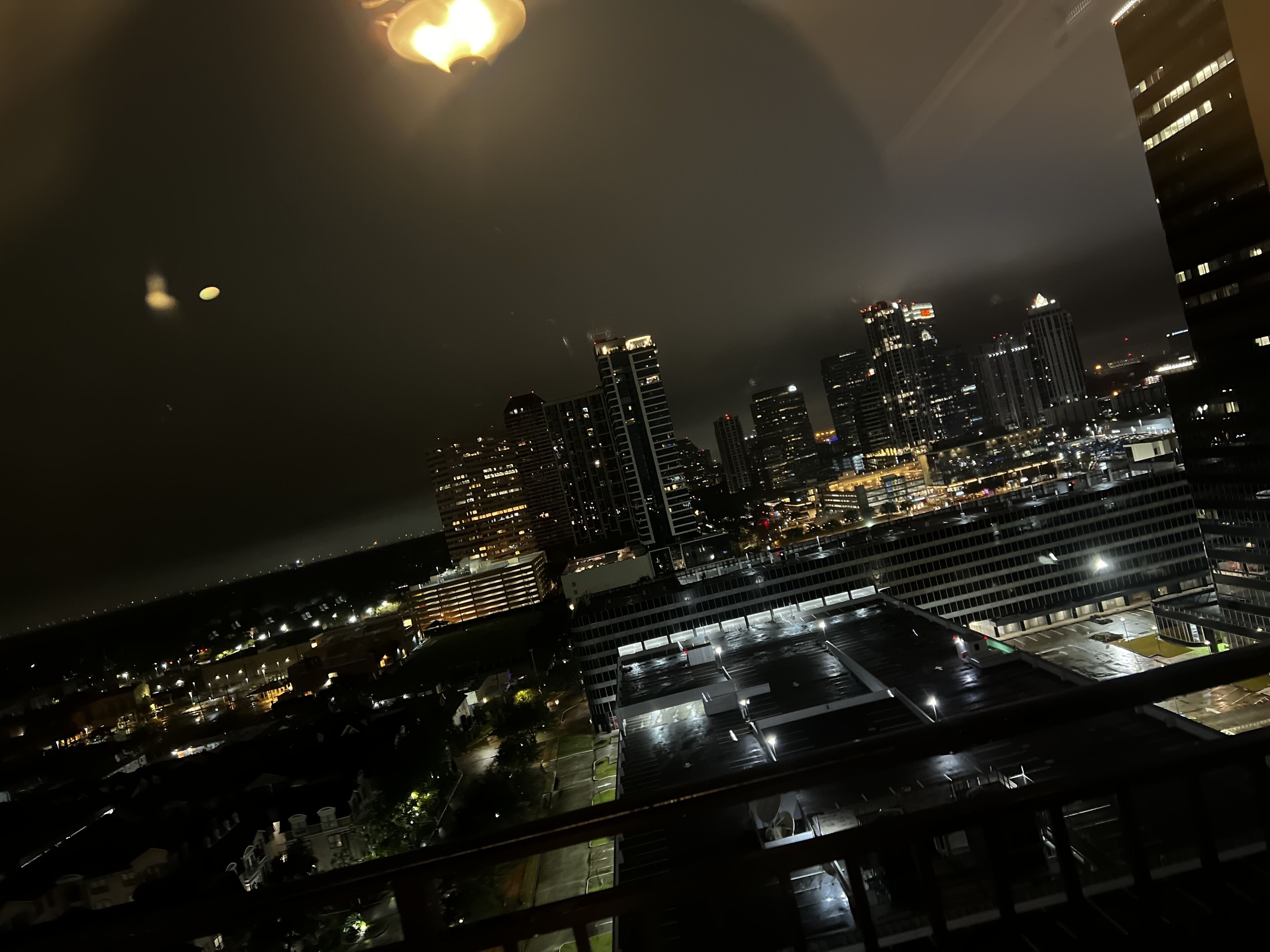 Luxury High-Rise 1bd in Galleria w King Bed/Pool/Gym