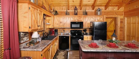 冰箱、烤箱、炉灶、厨具/餐具