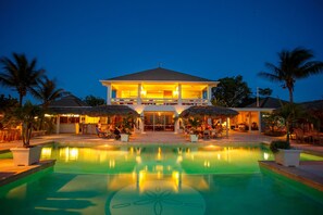 Outdoor pool - The Meridian Club, Turks & Caicos (Pine Cay)