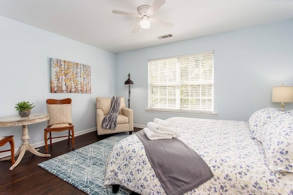 Nice and spacious Master to enjoy a good book or look out over the backyard.