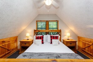 2 bedrooms, WiFi, bed sheets - Starlink Internet/Peaceful/Freewood/Hiking/Slps 4 (Ellijay)