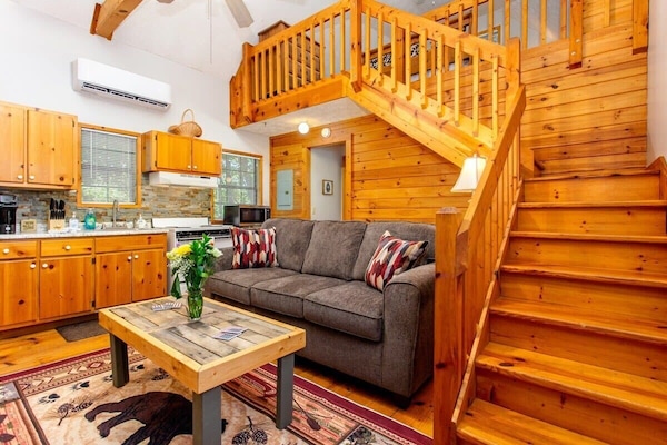 Main floor are has vaulted ceilings to make it feel comfortable and open.