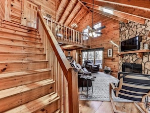 TV, fireplace, offices