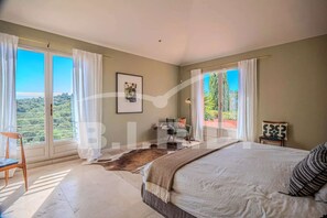 4 عدّة غرف نوم وواي فاي مجانًا