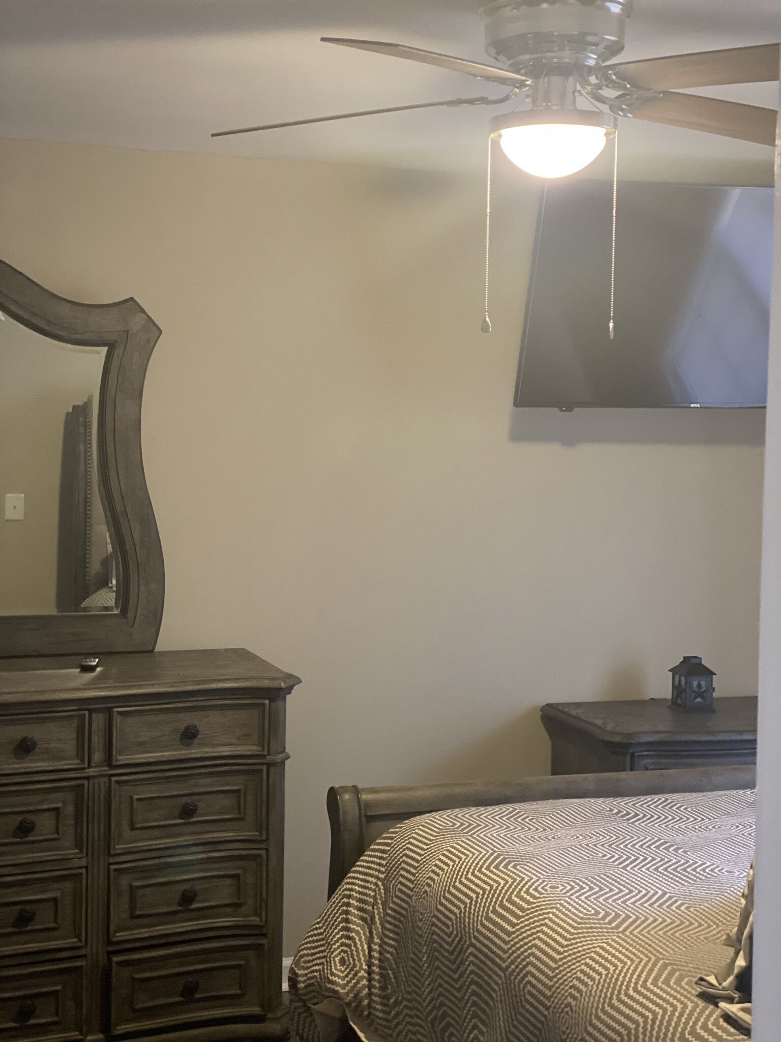 Remodeled home with firepit and only 9 minutes from downtown area!