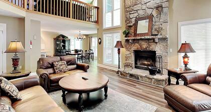 Black Bear Lodge by Taylor Made Deep Creek